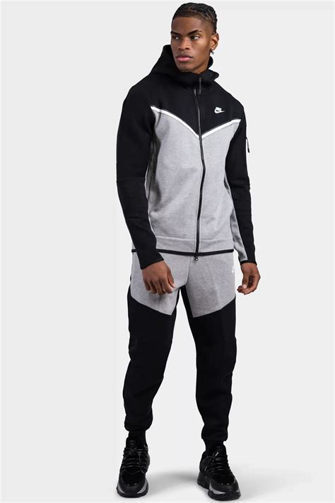 nike pak heren zwart|Nike joggingpak heren.